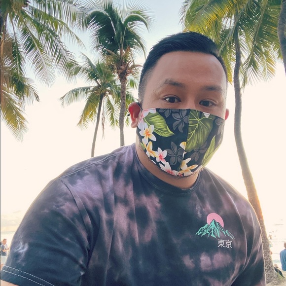 Meet your Posher, Ezekiel - Picture 1 of 1